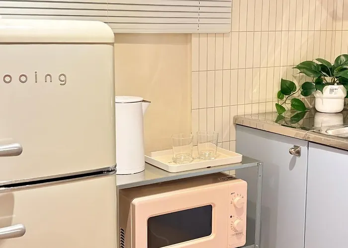 Cozy Colorful Near Hongdae And Airport Line For Up To 6 Guests With Luggage Storage * Séoul