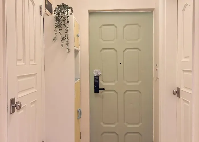 Cozy Colorful Near Hongdae And Airport Line For Up To 6 Guests With Luggage Storage Villa Séoul